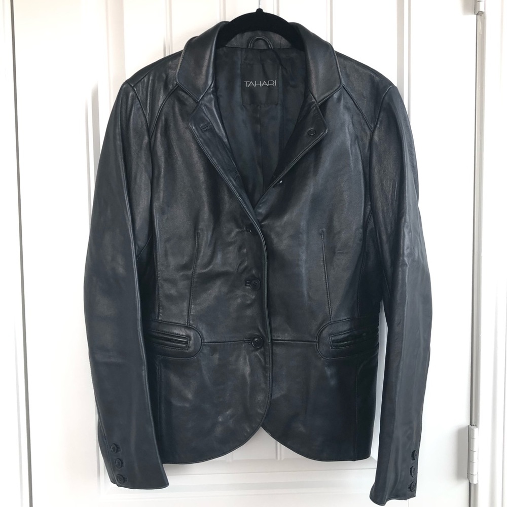 Tahari genuine soft black leather jacket size S/M